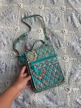 Y2K Vera Bradley teal & chocolate brown paisley crossbody bag
